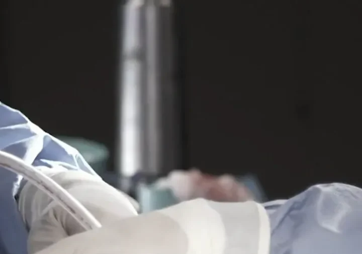 Taiwan Singer's Organ Transplants Spark Controversy