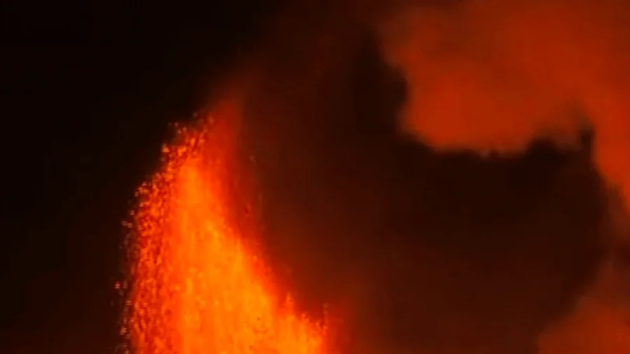 Hawaii’s Kilauea Eruption Sends Lava Fountains Soaring 650 Feet Into the Air