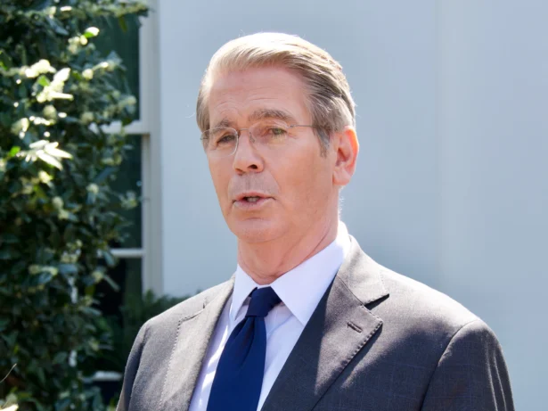 Treasury Secretary Scott Bessent speaks to reporters outside the White House in Washington on April 9, 2025. (Travis Gillmore/The Epoch Times)