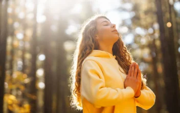 A Doctor’s Book Explores the Role of Miracles in Healing