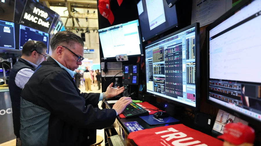 Attempting to Time the Stock Market 'an Act of Futility': Financial Planner