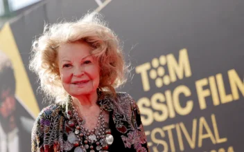 Cora Sue Collins, Former Child Actress of Hollywood’s Golden Age, Dies at 98