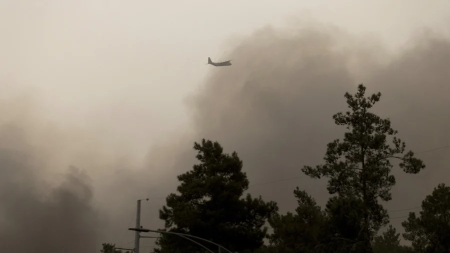 Emergency Crews Battle Wildfires Near Jerusalem