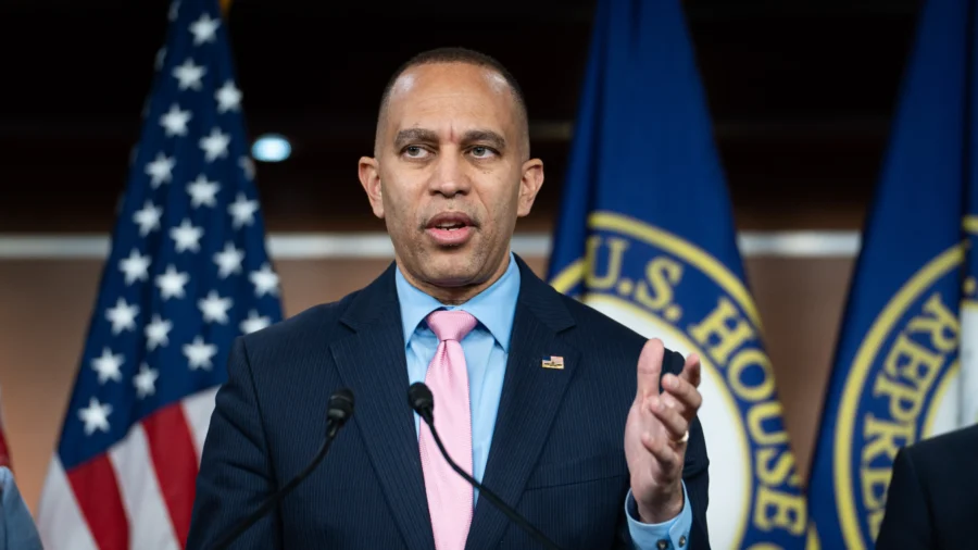 House Democratic Leader Jeffries Holds Weekly Press Conference