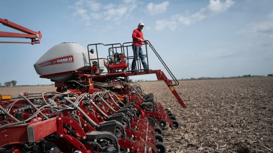 Trump Unveils $12 Billion Relief Package for America's Farmers