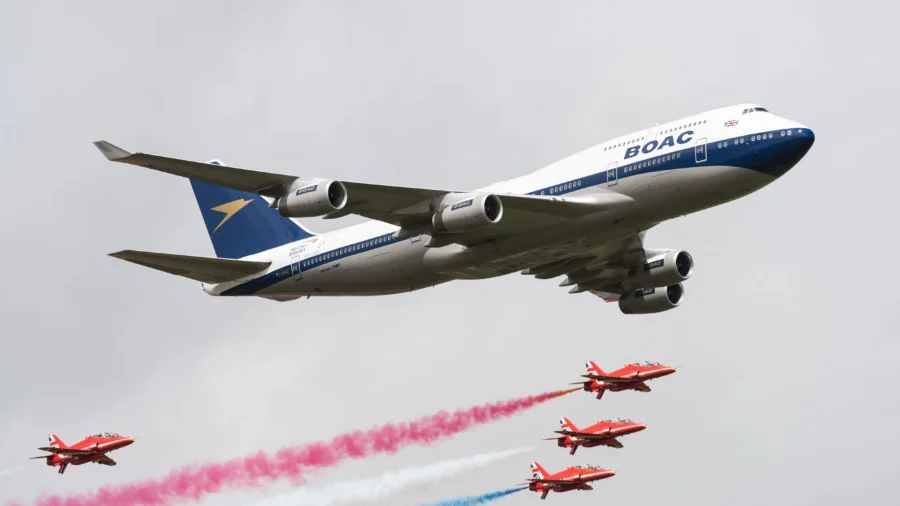 London Hosts Military Parade and Flypast Ahead of 80th VE Day Anniversary