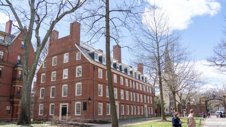 Harvard No Longer Eligible for New Grants From Federal Government: White House