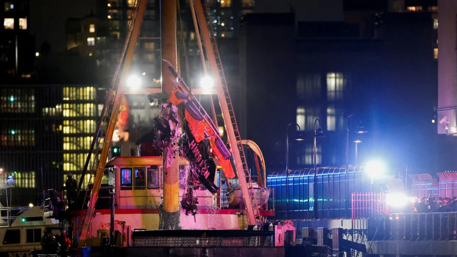 Doomed NYC Helicopter Broke Into 3 Sections Before Crash, NTSB Says