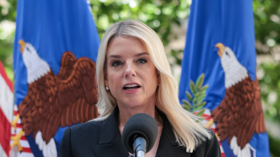 DOJ Arrests 205 Suspected Child Predators: Bondi
