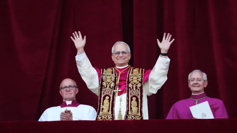 US Leaders React to Election of First American Pope