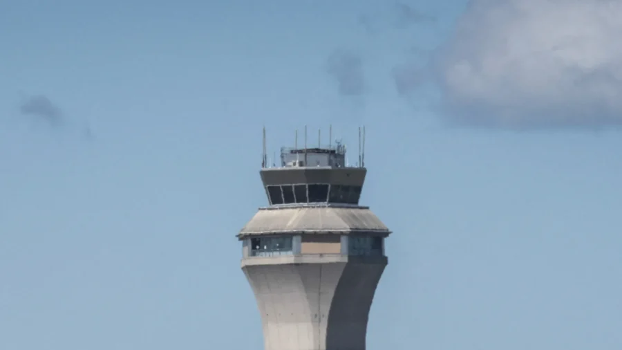 Work Ongoing to Solve Radar Outages at Newark Airport: Leavitt
