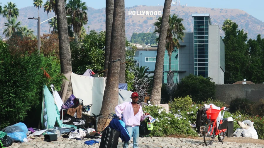 California Governor Releases Guidelines for Clearing Homeless Encampments