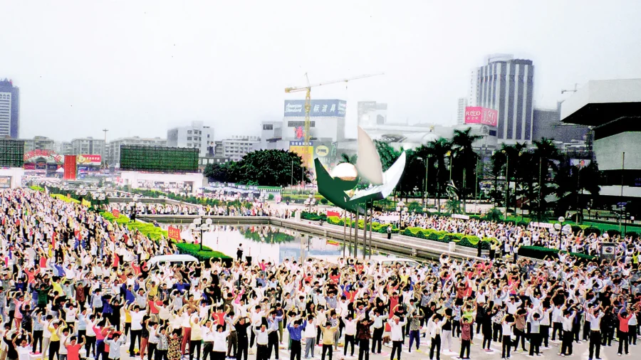 How Falun Gong Spread and Transformed China in the ’90s