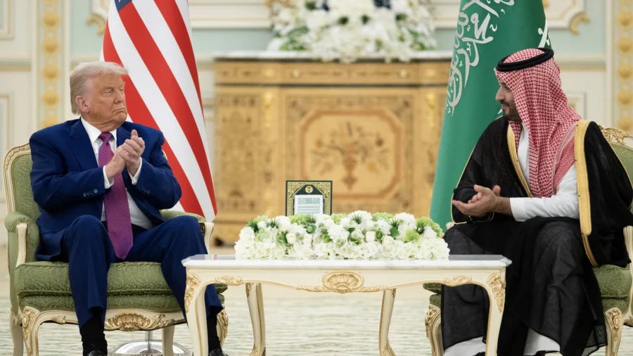 Analyst Says Trade Deals From Trump's Historic Middle East Visit Are 'Huge Bonus for American Businesses'