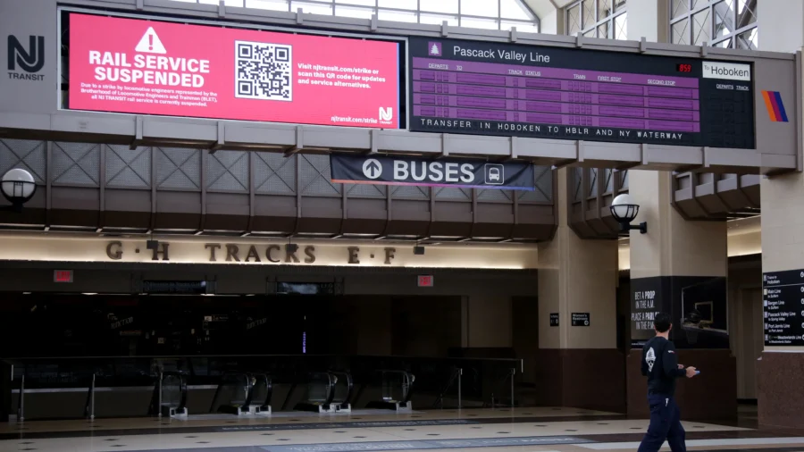 Commuters React to NJ Transit Strike