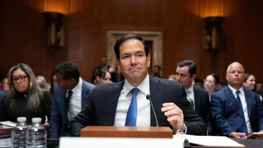 Rubio at Senate Hearing Denies Putin 'Playing for Time' With Trump