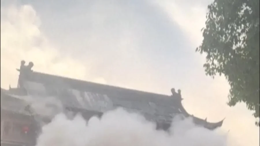 Roof of Historic Tower Collapses in China's Fengyang