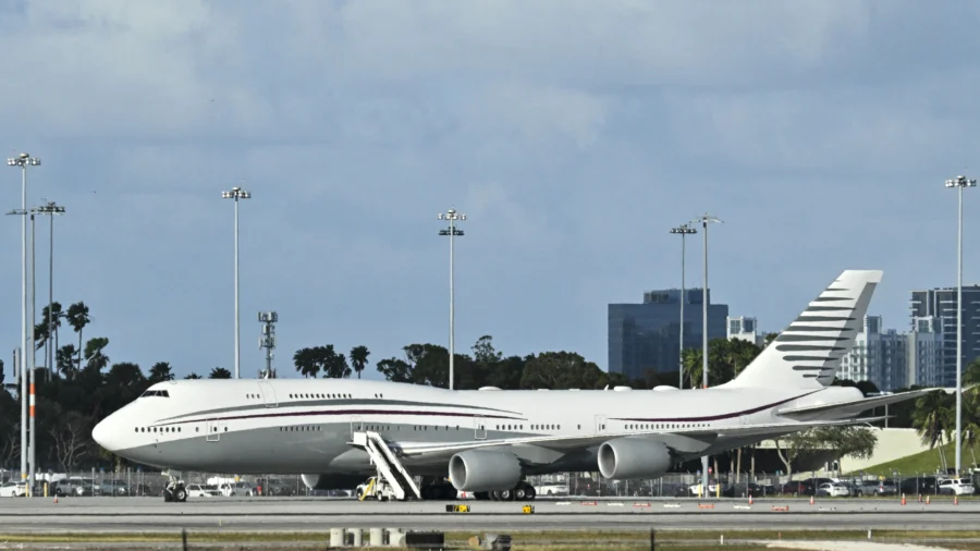 Department of Defense Accepts Airplane From Qatar to Use as Air Force One