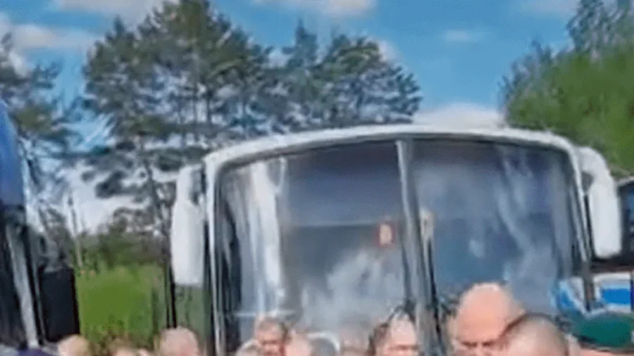 Ukrainians Celebrate After Prisoner Exchange