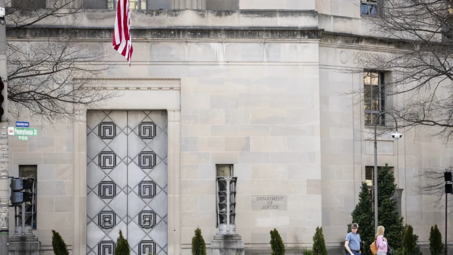 Chinese National Accused of Impersonating US Marshal to Scam Victim