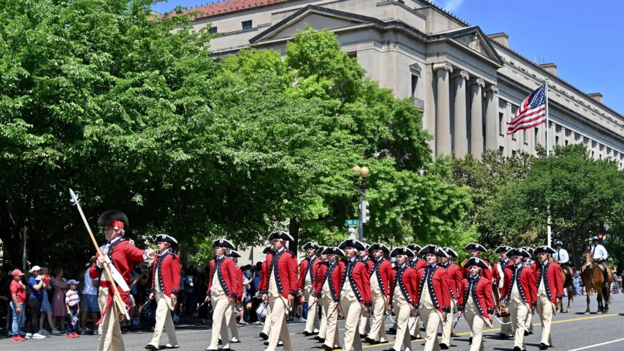 20th Annual National Memorial Day Parade Honors Sacrifices