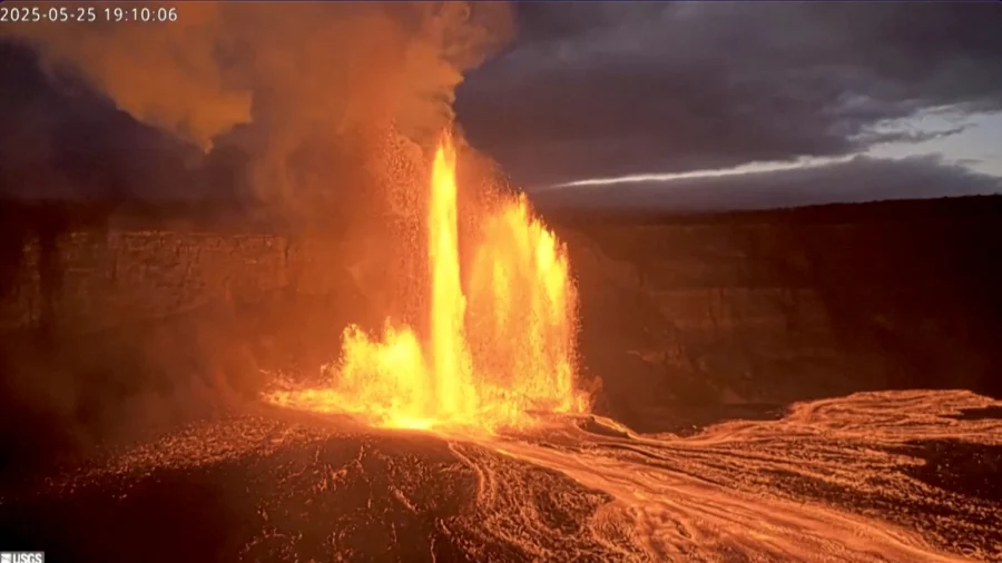 Kilauea Volcano Erupts Over 1,000 Feet in the Air