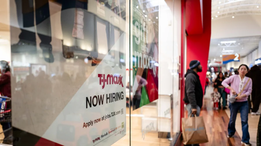 Job Openings Unexpectedly Jump to 7.39 Million in April: JOLTS