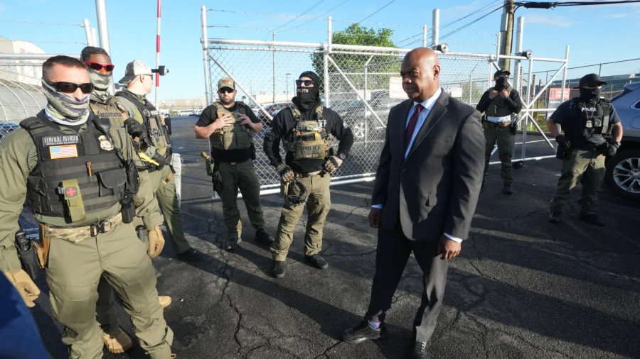 Newark Mayor Sues US Attorney Alina Habba Over Arrest at ICE Facility