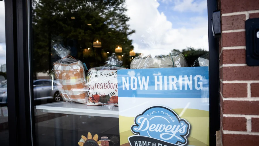 US Economy Adds 139,000 New Jobs in May, Topping Market Forecasts