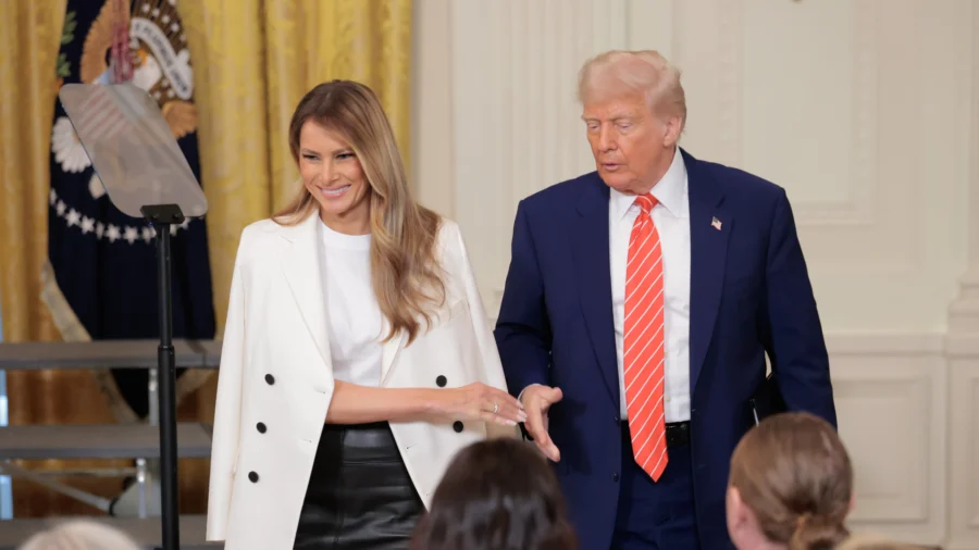 Trump and First Lady Going to Kennedy Center to Attend ‘Les Misérables’