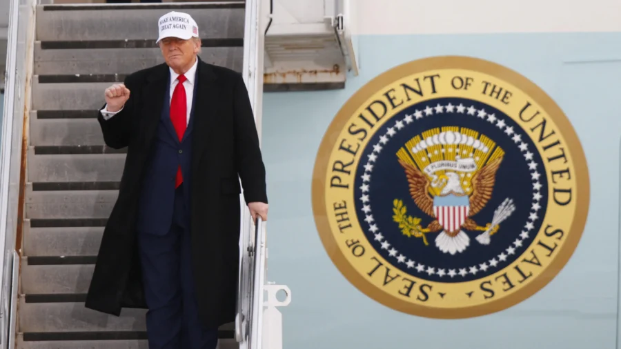 Trump Orders ICE to Expand Illegal Immigrant Deportation Efforts
