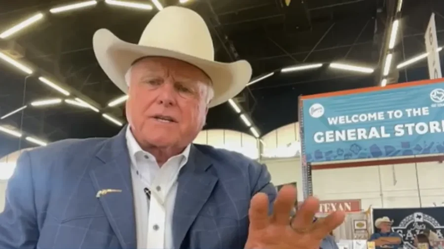 'We're Intercepting Mystery Seeds From China:' Texas Agriculture Commissioner Warns Against Chinese Nationals Smuggling Viruses, Organisms