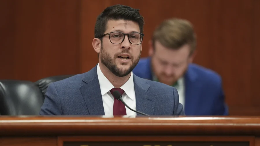 Florida Subpoenas Medical Firms Over China-Made Devices