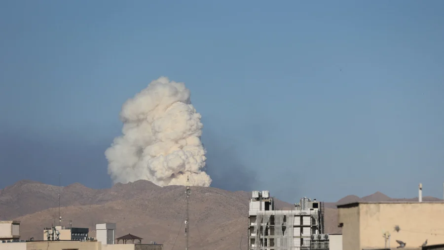 Israeli Military Says It Killed 2 Iranian Revolutionary Guard Commanders