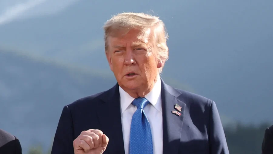Trump Greets King and Queen of the Netherlands