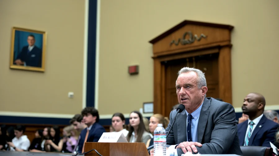 HHS ‘Not Cutting Coverage for Any American Patient,’ Says RFK Jr.
