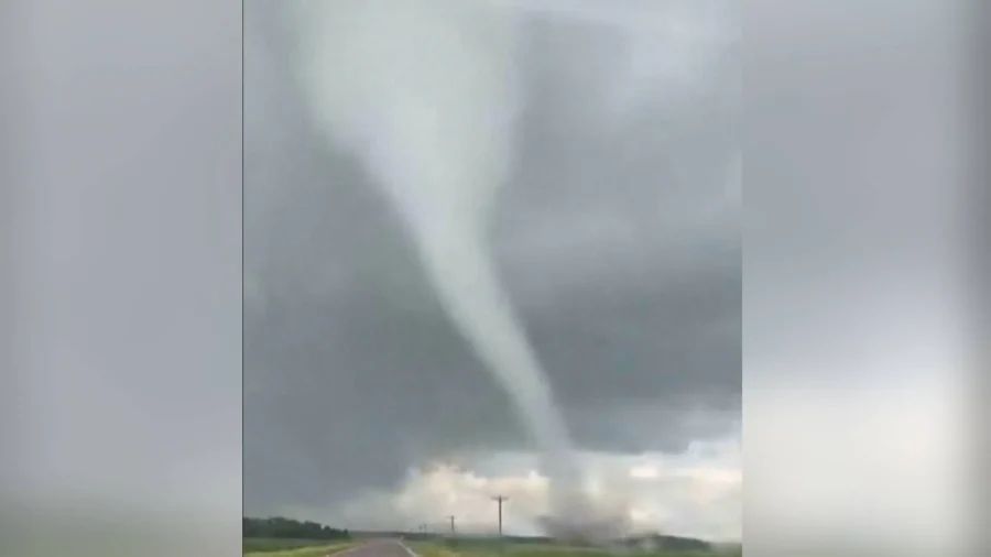 Tornadoes Reported in Minnesota, Florida Amid Heat Wave