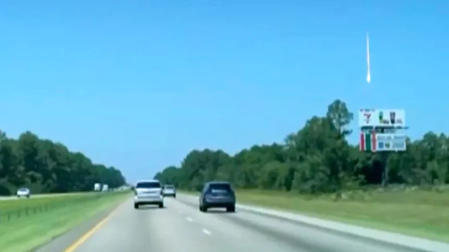 Bright Fireball Seen Over Southeast Skies