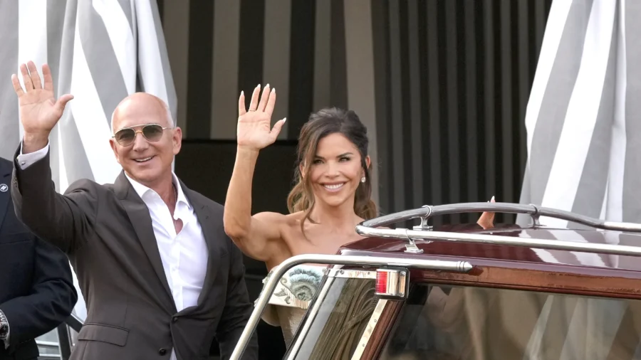 Bezos and Sánchez Tie the Knot in $56 Million Venetian Spectacle