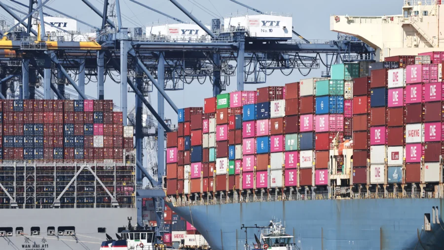 Trump Says US to Send Tariff Letters to Trade Partners Before July 9 Deadline
