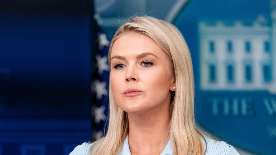 White House Press Secretary Holds Briefing