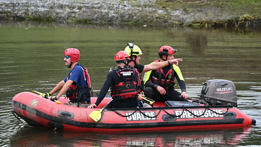 Texans Step Up: Locals Join Search Efforts After Central Texas Flooding