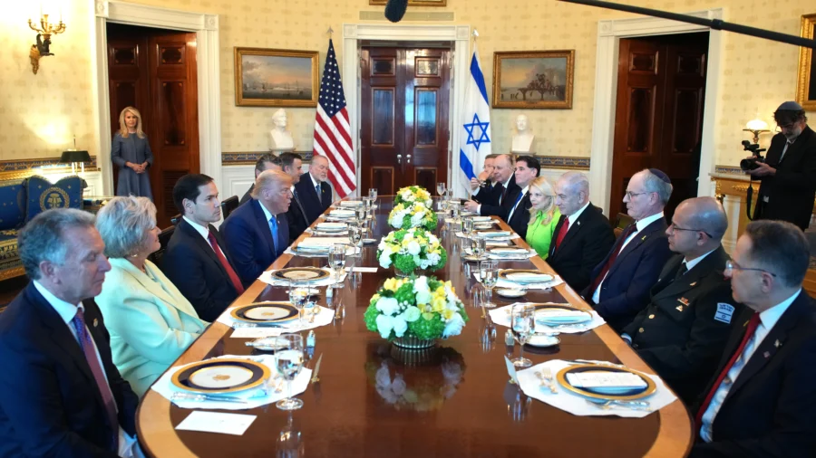 Trump Hosts Netanyahu at White House Amid Push for Gaza Cease-Fire, Iran Peace Deal