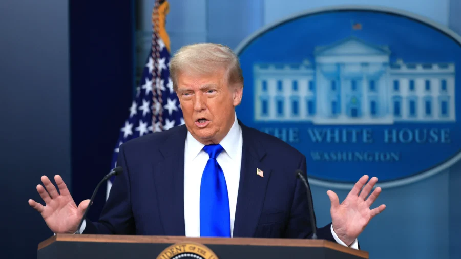 Trump Admin Bans Federal Aid for Illegal Immigrants