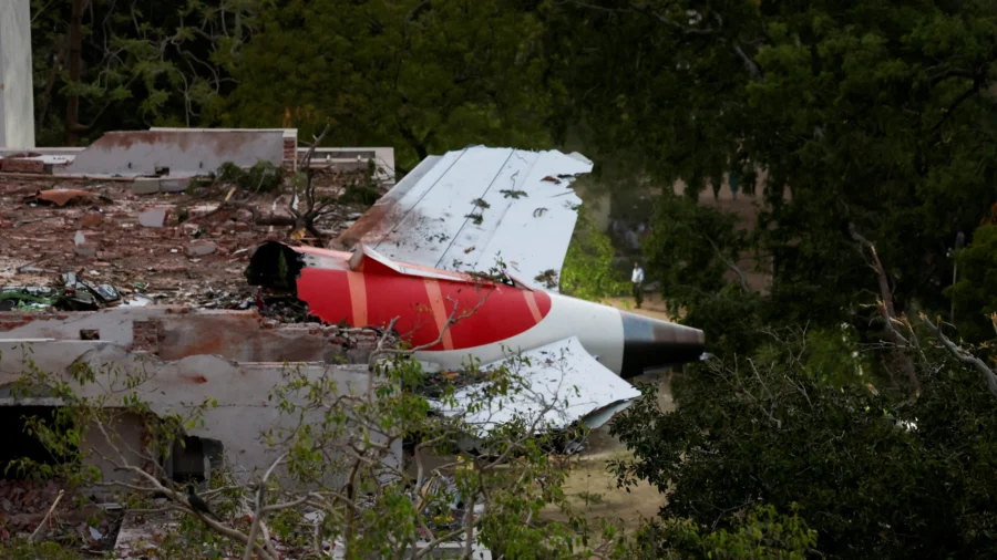 Fuel to Air India Plane Was Cut Off Moments Before Crash, Investigation Report Says