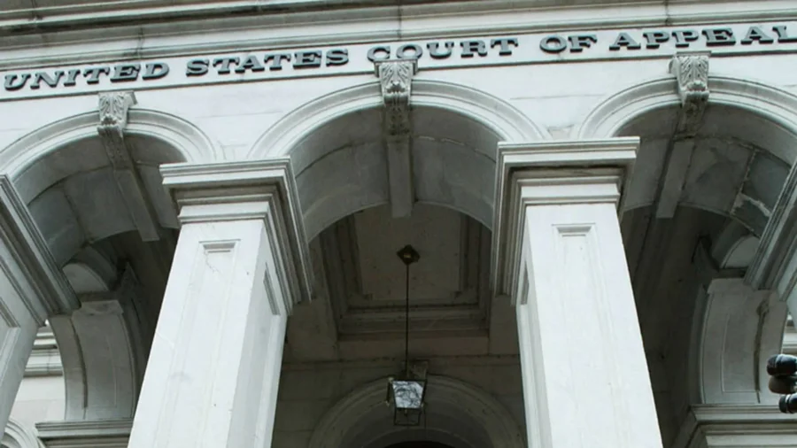 Appeals Court Temporarily Upholds Protected Status for Afghans