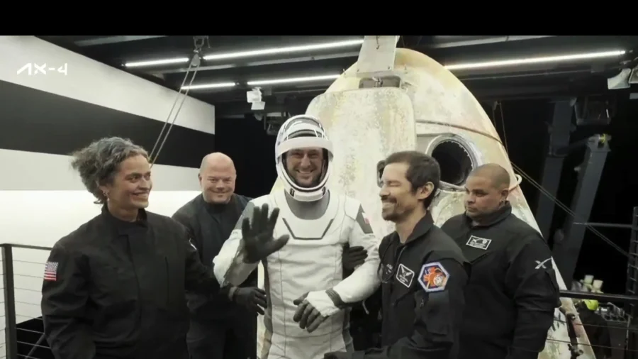 Astronauts From US, India, Poland, Hungary Return From ISS, Splash Down in Pacific