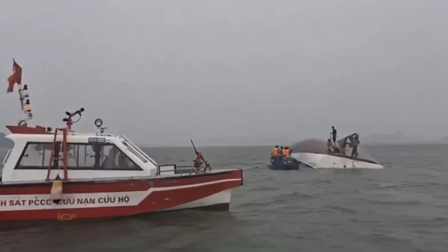 Tourist Boat Capsizes During Storm in Vietnam, Leaving 37 Dead; 5 Remain Missing