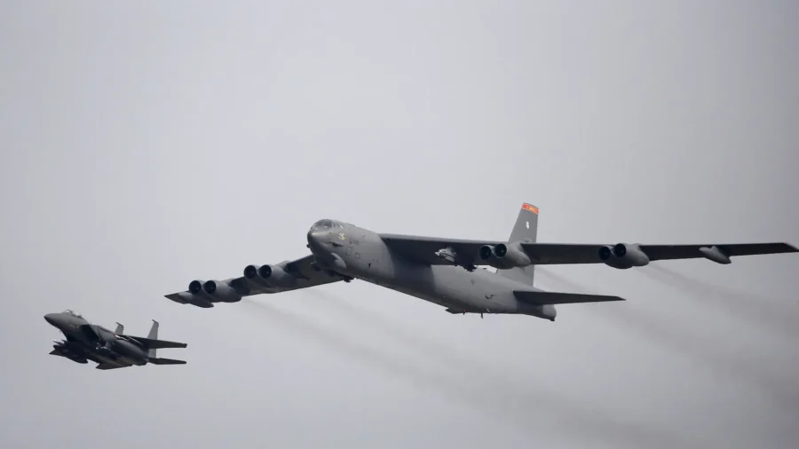 Air Force Reviewing B-52's Apparent Near Miss With Airliner