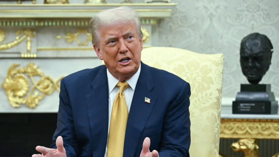 Trump Delivers Remarks, Signs Executive Orders at AI Summit